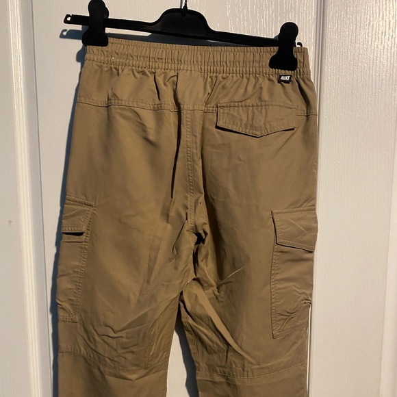 Nike ultralight utility pants- Mens - Picture 4 of 4